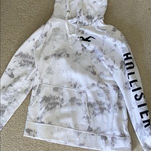 Men’s hollister sweatshirt